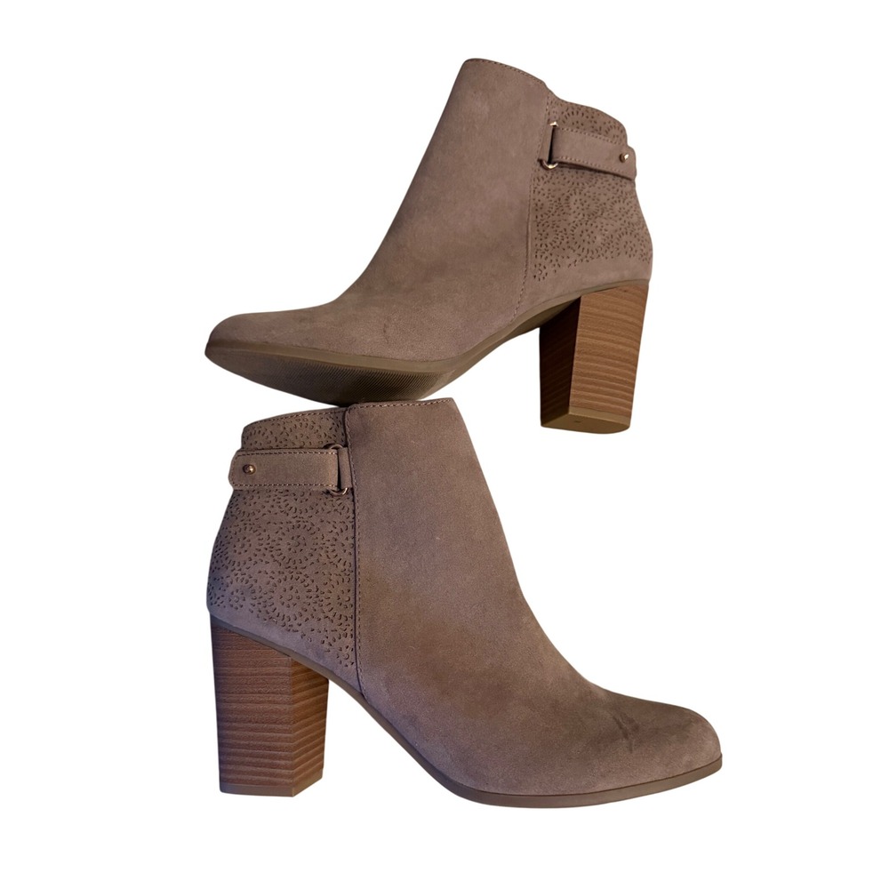 LC Lauren Conrad Rosehip Taupe Perforated Block Heel Ankle Boots Womens 10